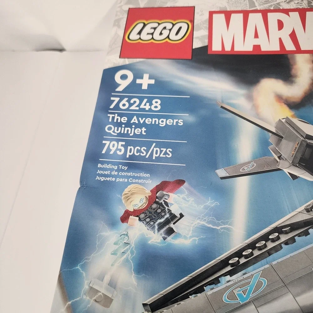 LEGO Marvel 76248 Avengers Quinjet New Sealed 795 Pieces